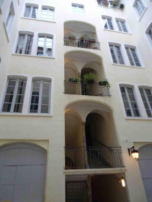 Chez Alam A Hotel De Ville Lyon Zewnętrze zdjęcie